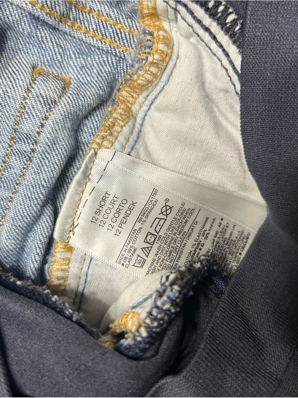 Maternity Jean bundle - Picture 5 of 14